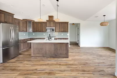 1106 Cascade Loop, Cave Junction, OR 97523 - Photo 5