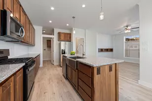 20766 My Longest Wy, Bend, OR 97701 - Photo 5