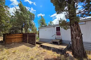 69580 Pine Ridge Dr, Sisters, OR 97759 - Photo 9