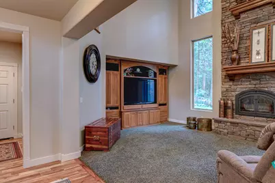 9530 S Fork Little Butte Creek Road, Eagle Point, OR 97524 - Photo 33