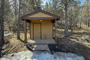 25405 SE Bear Creek Rd, Prineville, OR 97754 - Photo 35