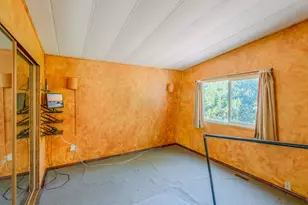 2252 Table Rock Rd, Medford, OR 97501 - Photo 11