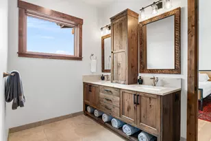 20334 Arrowhead Dr, Bend, OR 97703 - Photo 11