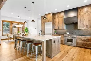 20334 Arrowhead Dr, Bend, OR 97703 - Photo 5