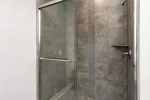 20572 Kira Dr, Bend, OR 97702 - Photo 11