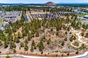 20572 Kira Dr, Bend, OR 97702 - Photo 23