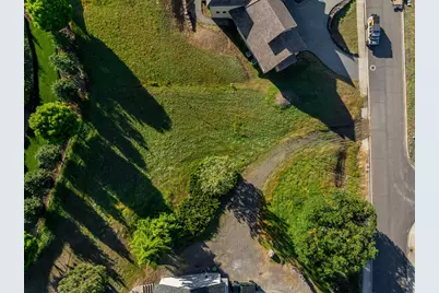 5626 Fallbrook Lane, Medford, OR 97504 - Photo 5