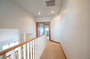 61783 Metolius Dr, Bend, OR 97702 - Photo 23