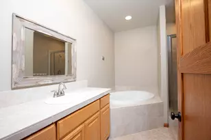 61783 Metolius Dr, Bend, OR 97702 - Photo 21