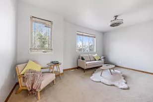 61783 Metolius Dr, Bend, OR 97702 - Photo 17