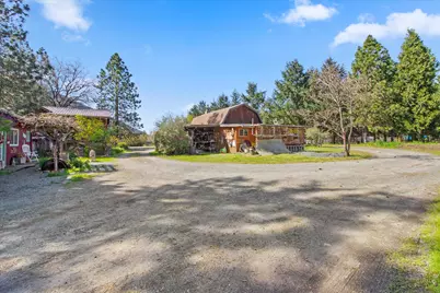 13291 Hwy 238, Jacksonville, OR 97530 - Photo 49