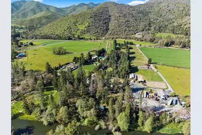 13291 Hwy 238, Jacksonville, OR 97530 - Photo 75