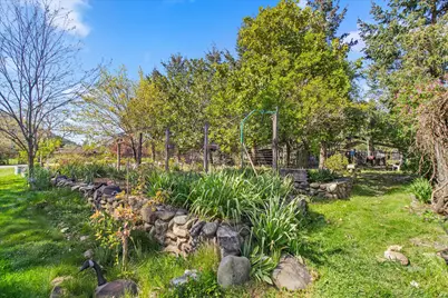 13291 Hwy 238, Jacksonville, OR 97530 - Photo 59