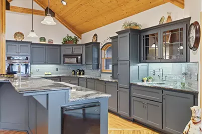 3601 Campus View Drive, Grants Pass, OR 97527 - Photo 17