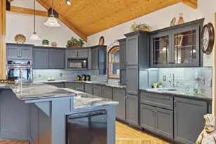 3601 Campus View Dr, Grants Pass, OR 97527 - Photo 17