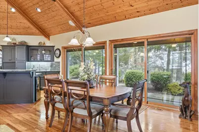 3601 Campus View Drive, Grants Pass, OR 97527 - Photo 13