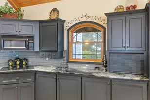 3601 Campus View Dr, Grants Pass, OR 97527 - Photo 15