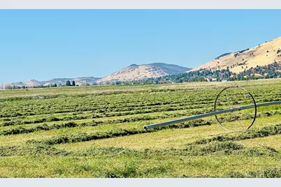 Reeder Road, Klamath Falls, OR 97603 - Photo 11