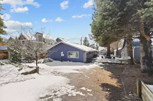 633 NW Portland Ave, Bend, OR 97703 - Photo 17