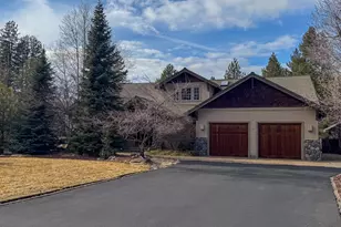 26236 SW Pine Lodge Rd, Camp Sherman, OR 97730 - Photo 3