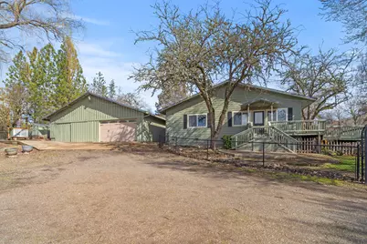 1305 Butte Falls Highway, Eagle Point, OR 97524 - Photo 1