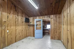 1305 Butte Falls Hwy, Eagle Point, OR 97524 - Photo 31