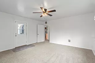 1305 Butte Falls Hwy, Eagle Point, OR 97524 - Photo 19