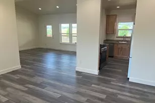 5449 Shalynn Dr, Klamath Falls, OR 97603 - Photo 5