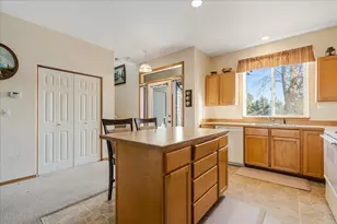 1140 Golden Pheasant Dr, Redmond, OR 97756 - Photo 9