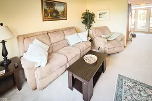 1140 Golden Pheasant Dr, Redmond, OR 97756 - Photo 3