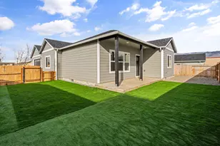 465 Arnos St, Talent, OR 97540 - Photo 33