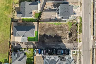 465 Arnos St, Talent, OR 97540 - Photo 41