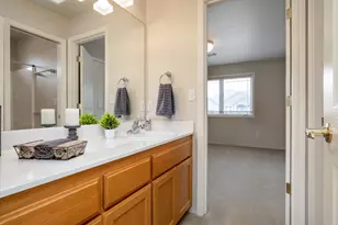 187 Prairie Landing Dr, Eagle Point, OR 97524 - Photo 13