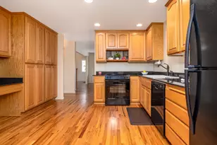 187 Prairie Landing Dr, Eagle Point, OR 97524 - Photo 5