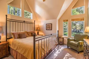 56994 Peppermill Cir, Sunriver, OR 97707 - Photo 15