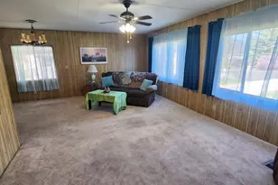 1942 Parkdale Dr Dr, Grants Pass, OR 97527 - Photo 3