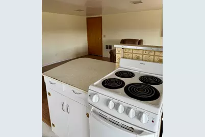 729 SE Grizzly Road, Madras, OR 97741 - Photo 5