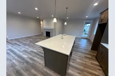 669 Old Waverly Way #20, Eagle Point, OR 97524 - Photo 9