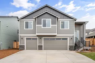 669 Old Waverly Way, Eagle Point, OR 97524 - Photo 1