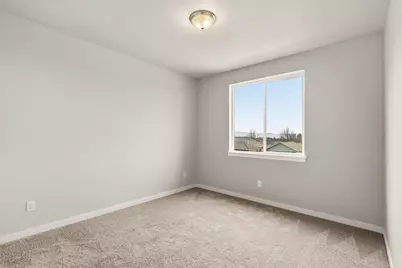 669 Old Waverly Way #20, Eagle Point, OR 97524 - Photo 17