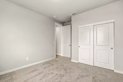 669 Old Waverly Way #20, Eagle Point, OR 97524 - Photo 17