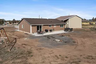 15500 SE Erie Rd, Prineville, OR 97754 - Photo 9