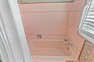 1502 NW Lawnridge Ave, Grants Pass, OR 97526 - Photo 23