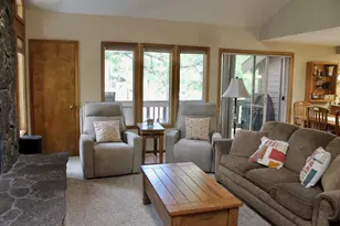 57301 Beaver Ridge Loop, Sunriver, OR 97707 - Photo 5