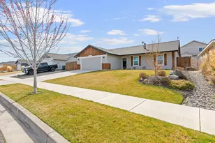 681 NE Begonia St, Madras, OR 97741 - Photo 29