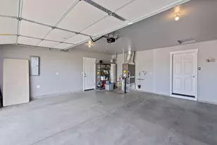 681 NE Begonia St, Madras, OR 97741 - Photo 27