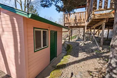860 Fifth Avenue, Gold Hill, OR 97525 - Photo 43