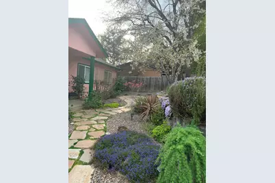 860 Fifth Avenue, Gold Hill, OR 97525 - Photo 5