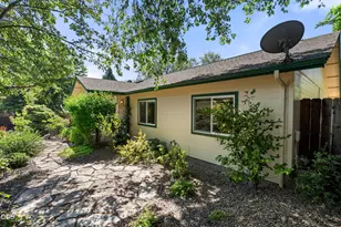 860 5th Ave, Gold Hill, OR 97525 - Photo 45