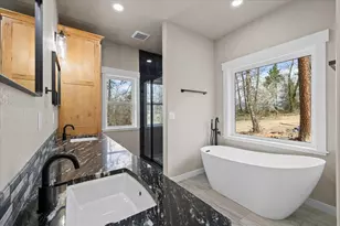 3340 Redwood Hwy, Grants Pass, OR 97527 - Photo 25